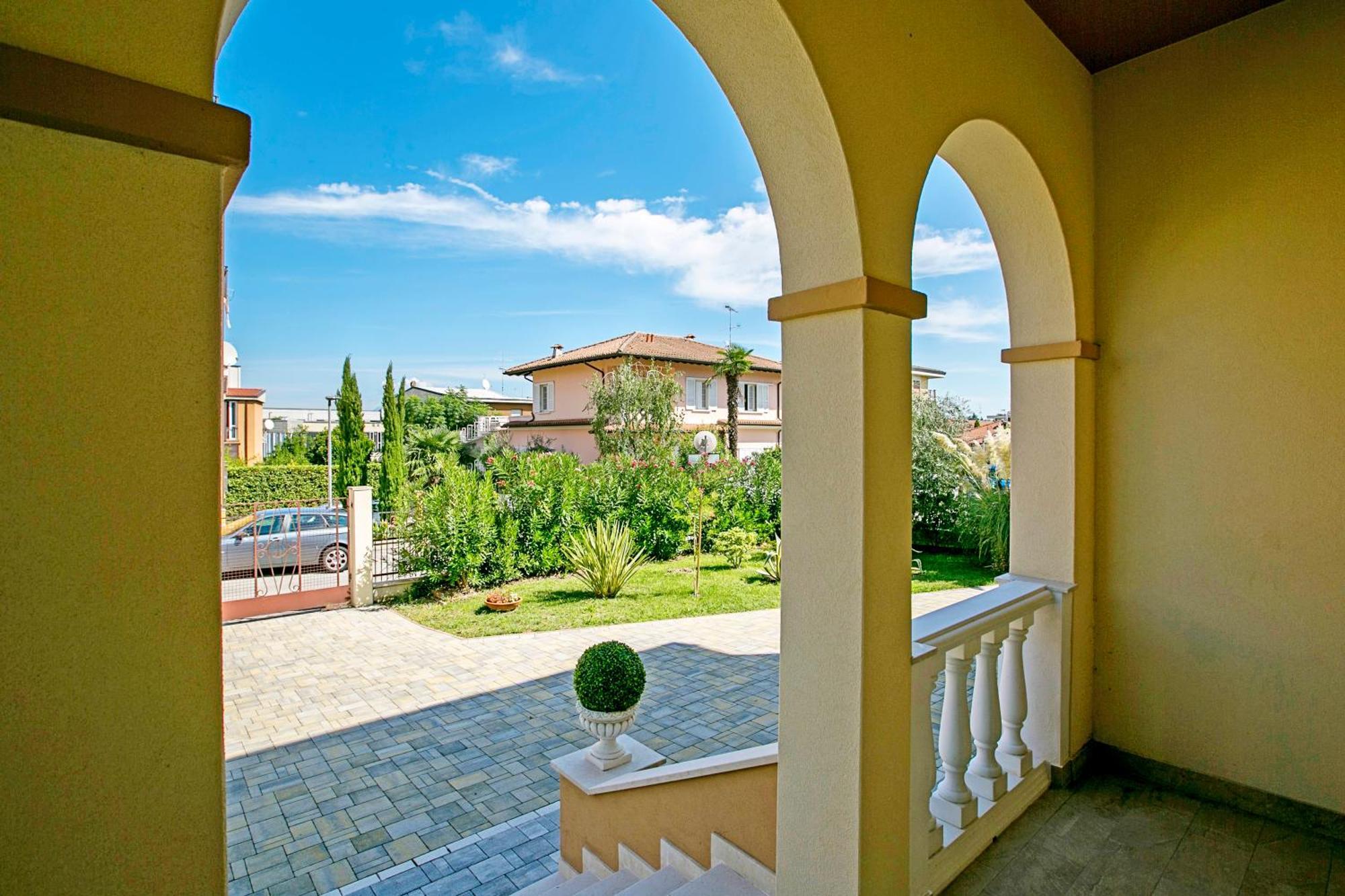 דסנזאנו דל גארדה Villa Mimosa - Appartamento 1 - Happy Rentals מראה חיצוני תמונה
